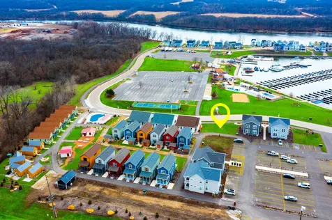 100 Great Loop Dr., #44 Ottawa IL 61350