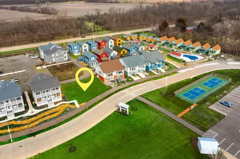 100 Great Loop Dr., #44 Ottawa IL 61350