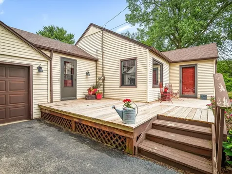 3168 Rotary Road Rockford IL 61109