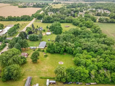 3168 Rotary Road Rockford IL 61109