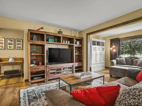 3168 Rotary Road Rockford IL 61109