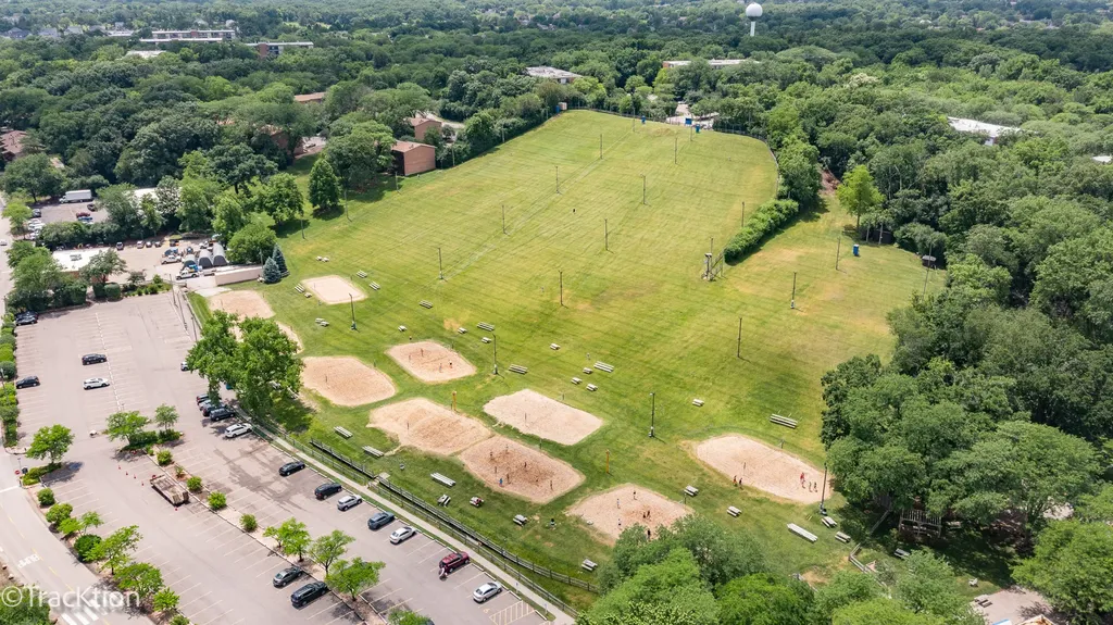5917 Oakwood Drive Lisle IL 60532