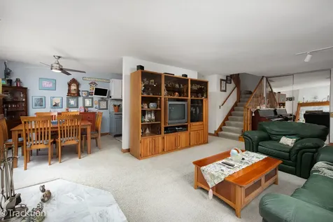 5917 Oakwood Drive Lisle IL 60532