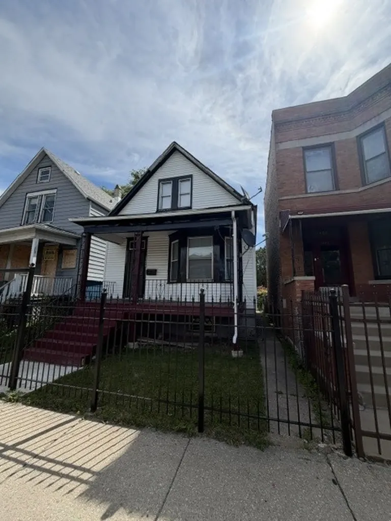 6505 South Damen Avenue Chicago IL 60636