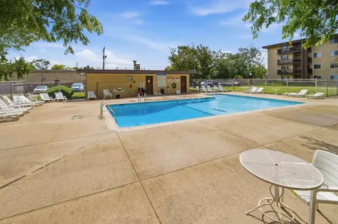 505 Cleveland Avenue Arlington Heights IL 60005