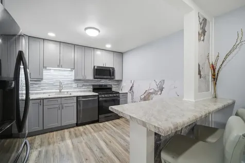 505 Cleveland Avenue Arlington Heights IL 60005