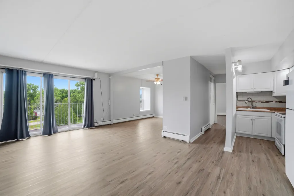 5125 Blodgett Avenue Downers Grove IL 60515