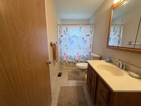 613 Wicker Avenue Streamwood IL 60107