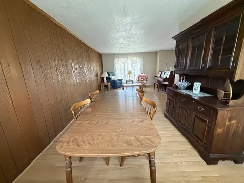 613 Wicker Avenue Streamwood IL 60107