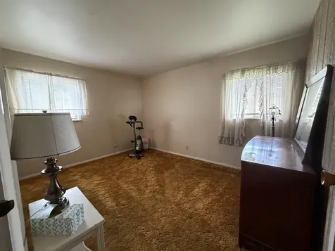 613 Wicker Avenue Streamwood IL 60107