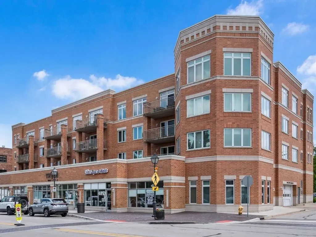 1 South Lincoln Avenue Lombard IL 60148