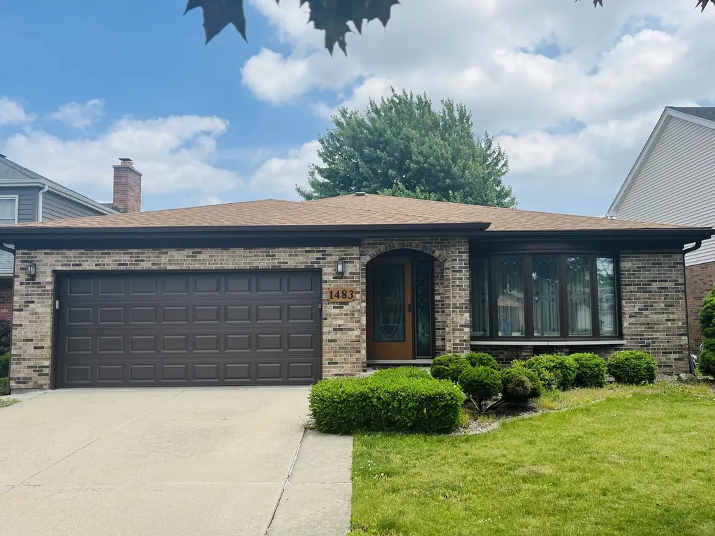 1483 Heather Lane Des Plaines IL 60018