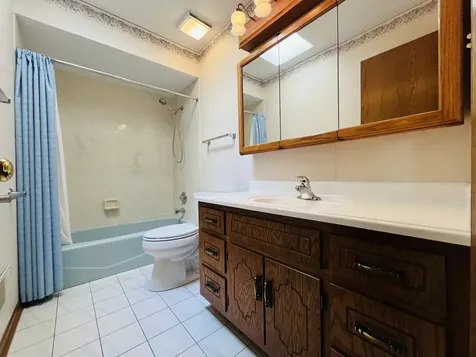 1483 Heather Lane Des Plaines IL 60018