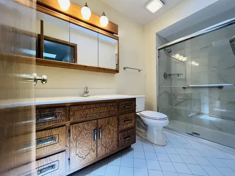 1483 Heather Lane Des Plaines IL 60018