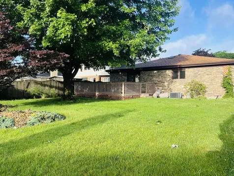 1483 Heather Lane Des Plaines IL 60018