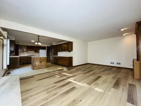 1483 Heather Lane Des Plaines IL 60018