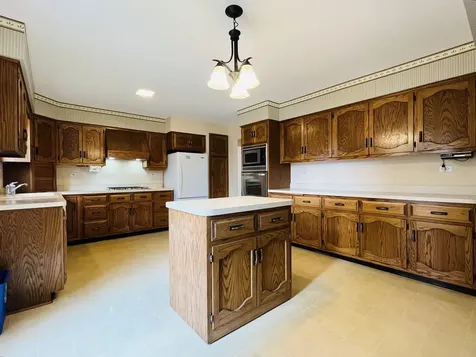 1483 Heather Lane Des Plaines IL 60018