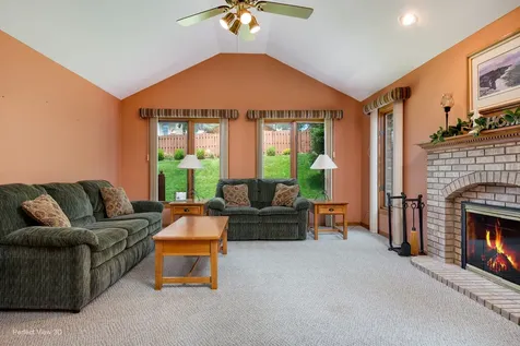 8636 West 98th Place Palos Hills IL 60465