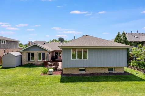 8636 West 98th Place Palos Hills IL 60465