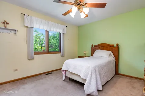 8636 West 98th Place Palos Hills IL 60465