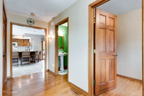 8636 West 98th Place Palos Hills IL 60465