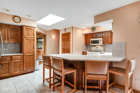 8636 West 98th Place Palos Hills IL 60465