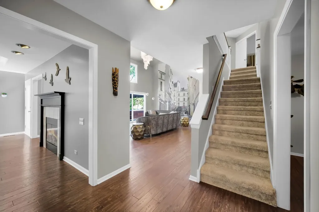 2518 Adamsway Drive Aurora IL 60502