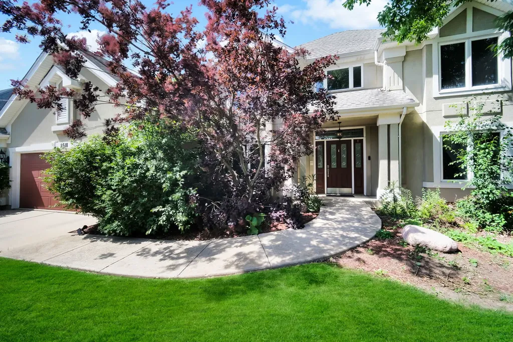 2518 Adamsway Drive Aurora IL 60502