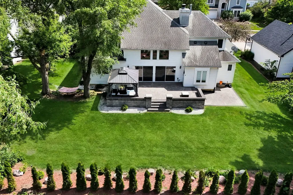 2518 Adamsway Drive Aurora IL 60502