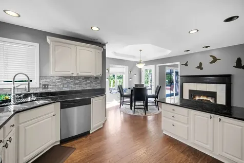 2518 Adamsway Drive Aurora IL 60502
