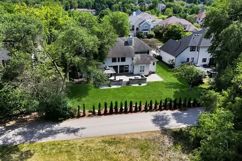 2518 Adamsway Drive Aurora IL 60502