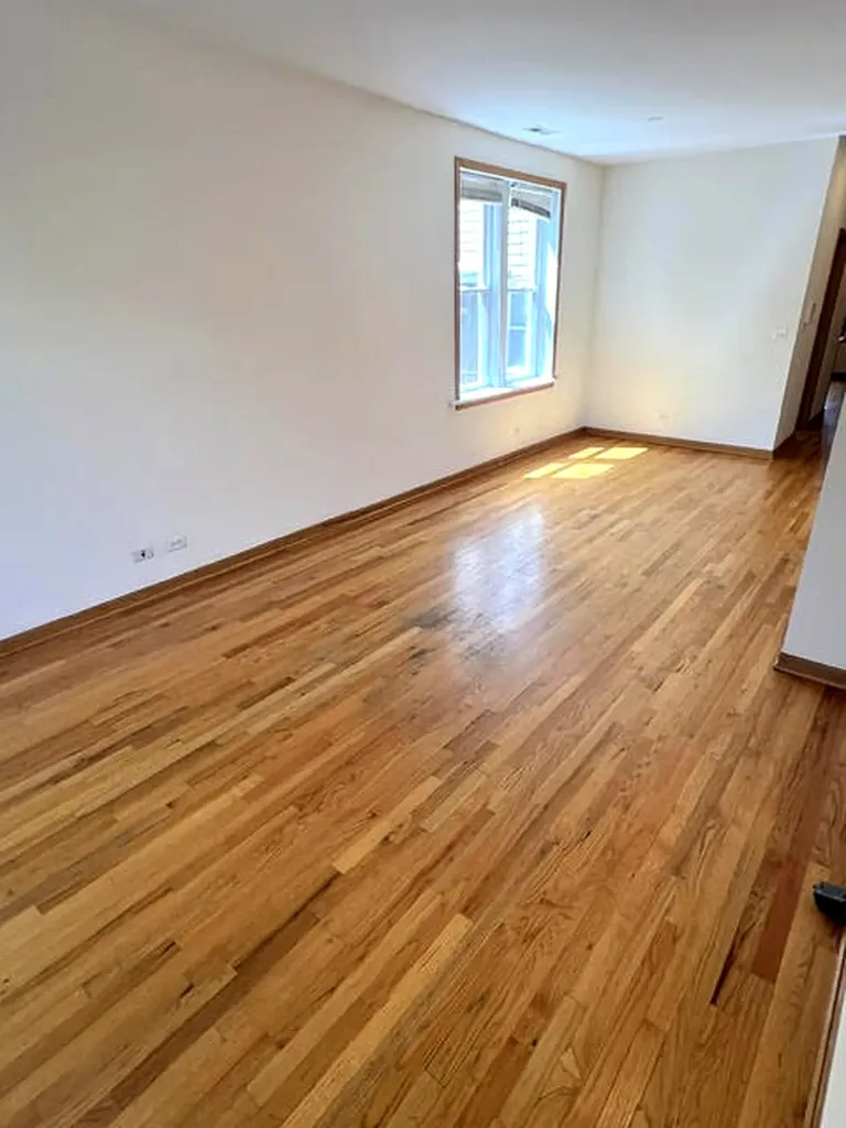 2714 North Marshfield Avenue Chicago IL 60614