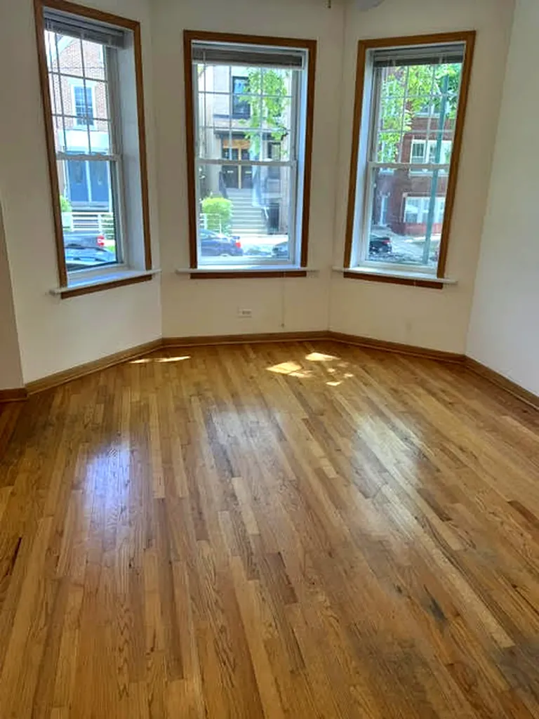 2714 North Marshfield Avenue Chicago IL 60614