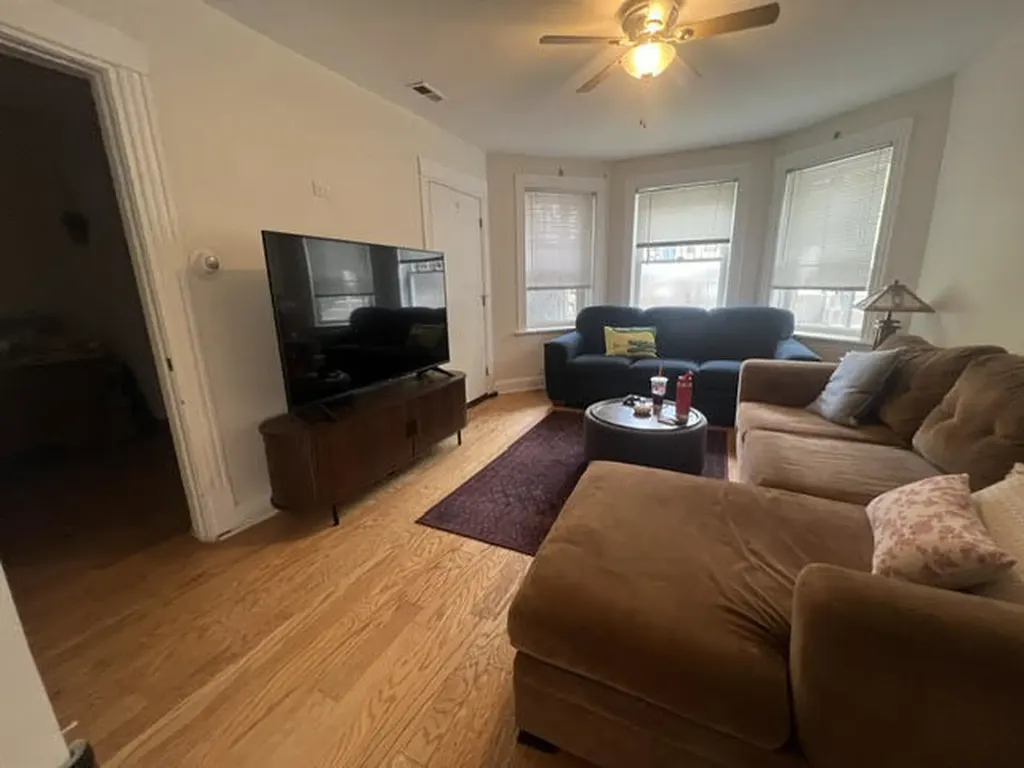 2714 North Marshfield Avenue Chicago IL 60614