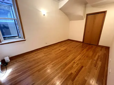 2714 North Marshfield Avenue Chicago IL 60614
