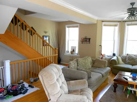 2714 North Marshfield Avenue Chicago IL 60614