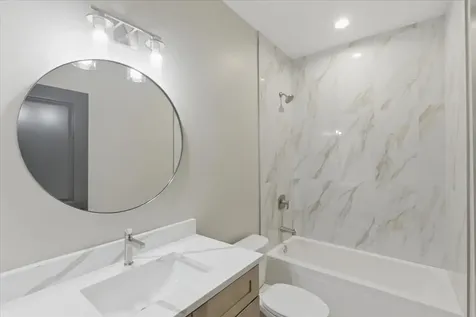 4932 South Champlain Avenue Chicago IL 60615