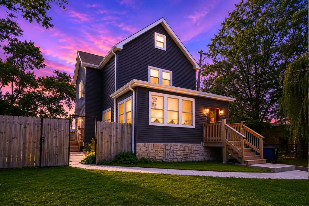 2347 Walnut Street Blue Island IL 60406