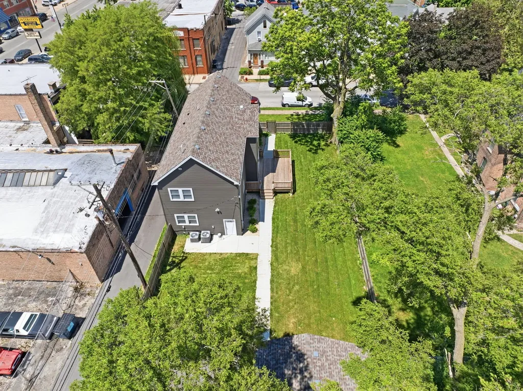 2347 Walnut Street Blue Island IL 60406