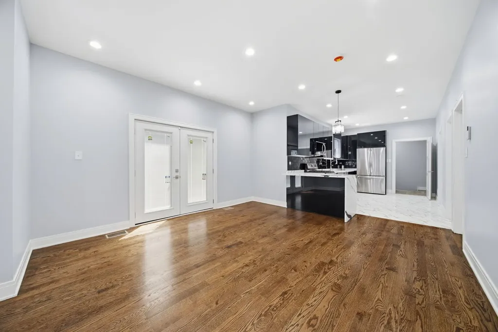 2347 Walnut Street Blue Island IL 60406