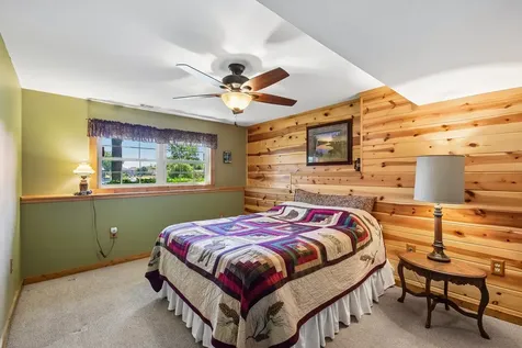 605 Tulip Circle Island Lake IL 60042