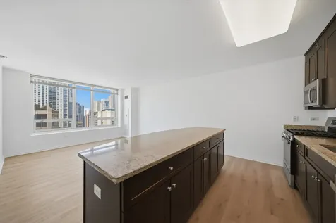 33 West Ontario Street Chicago IL 60611