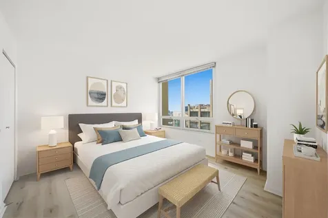 33 West Ontario Street Chicago IL 60611