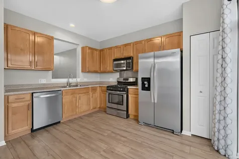 941 Summit Creek Drive Shorewood IL 60404