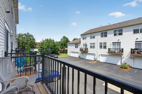 941 Summit Creek Drive Shorewood IL 60404