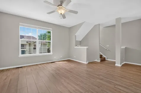 941 Summit Creek Drive Shorewood IL 60404