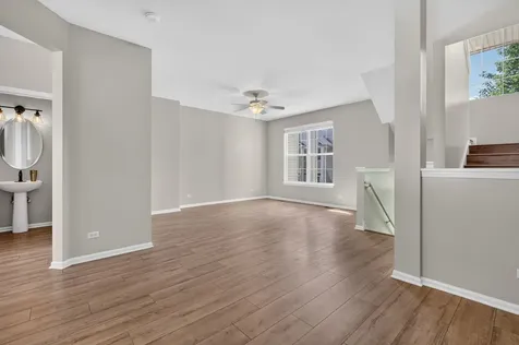 941 Summit Creek Drive Shorewood IL 60404
