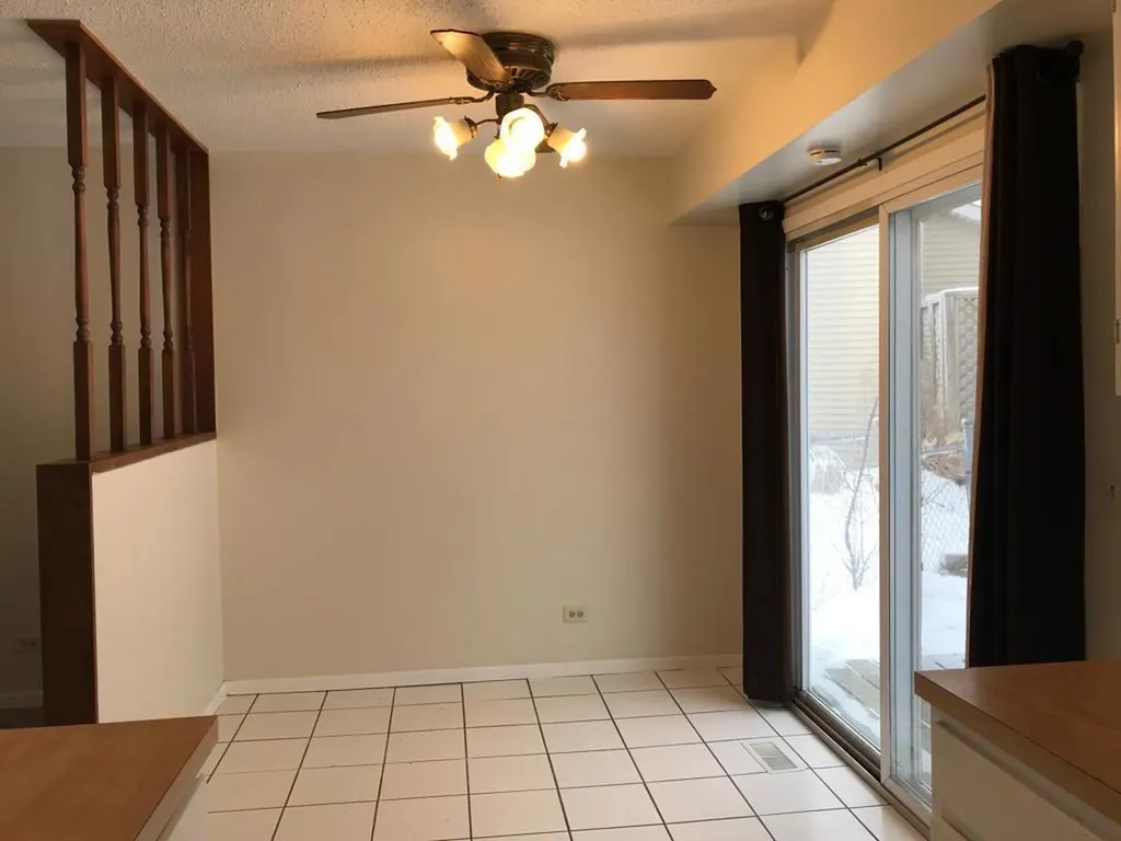 3427 Fox Hill Road Aurora IL 60504