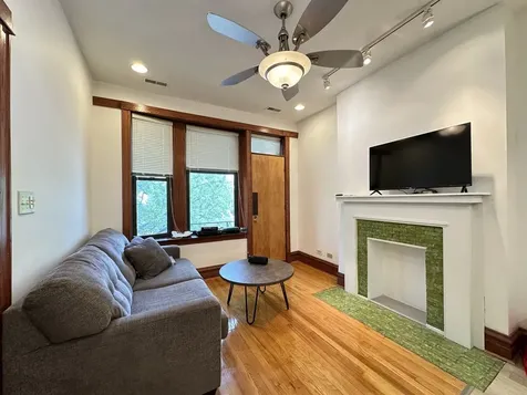 2821 West Shakespeare Avenue Chicago IL 60647