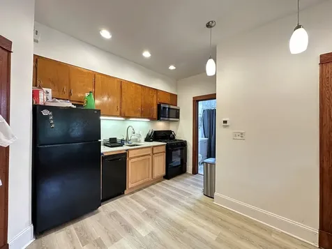 2821 West Shakespeare Avenue Chicago IL 60647